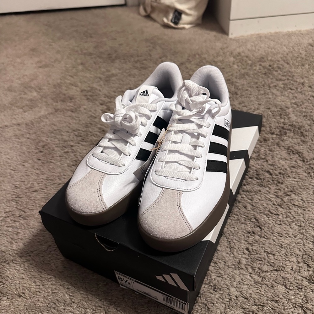 Brand New Adidas VL Court 3.0